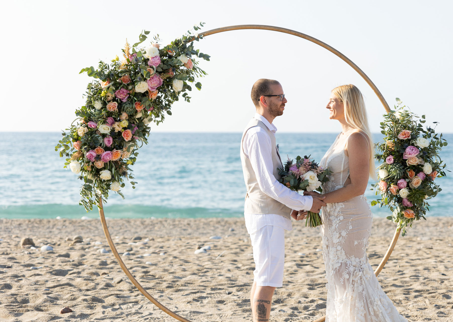 elope in greece